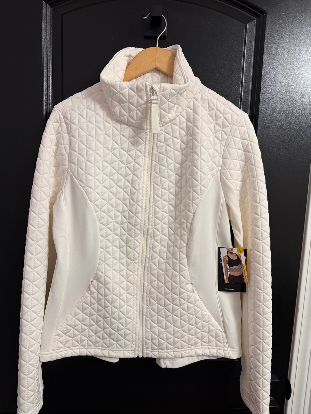 Women’s Quilted Cream Jacket - Stand Collar Zip Front NWT